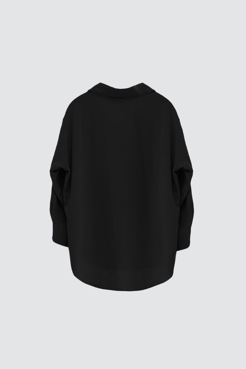 Oversize Düğme Detaylı Asimetrik Kesim Siyah Kadın Gömlek
